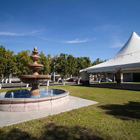 Hotel Calafia Mexicali Bagian luar foto