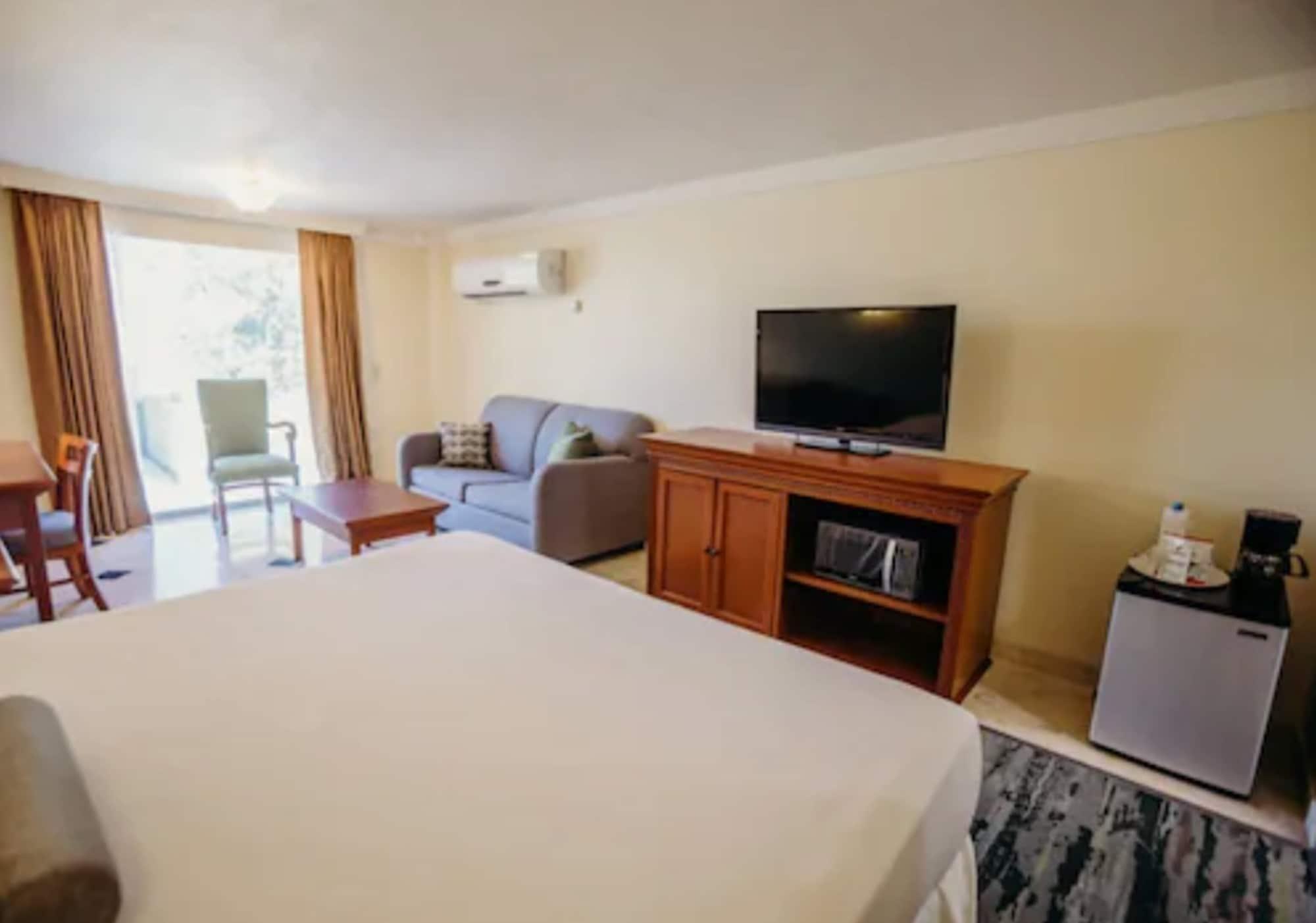 Hotel Calafia Mexicali Bagian luar foto