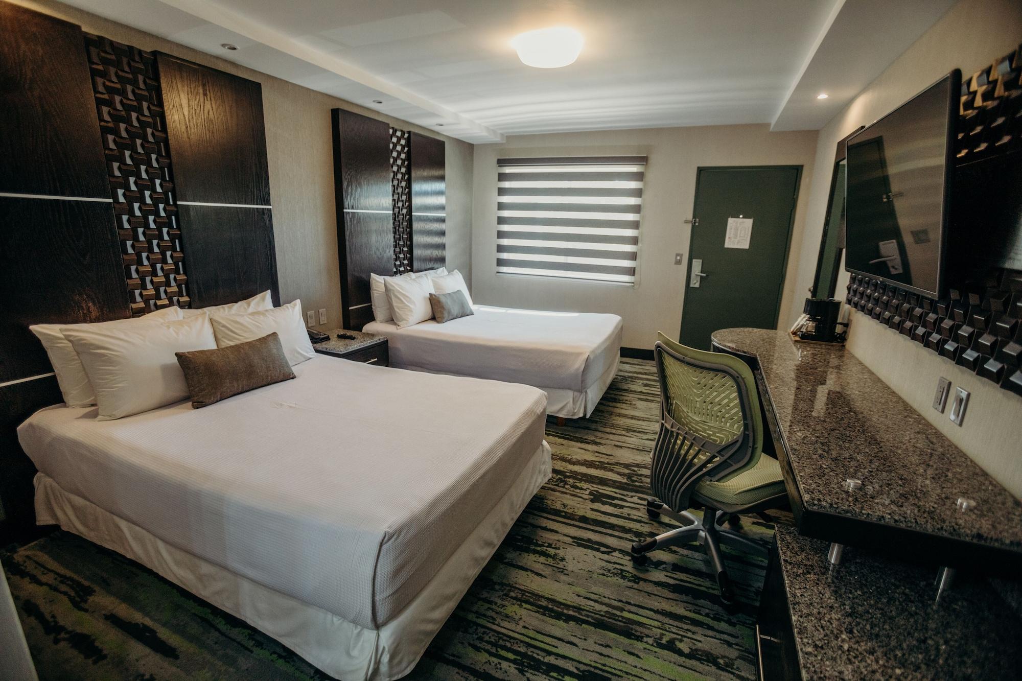 Hotel Calafia Mexicali Bagian luar foto