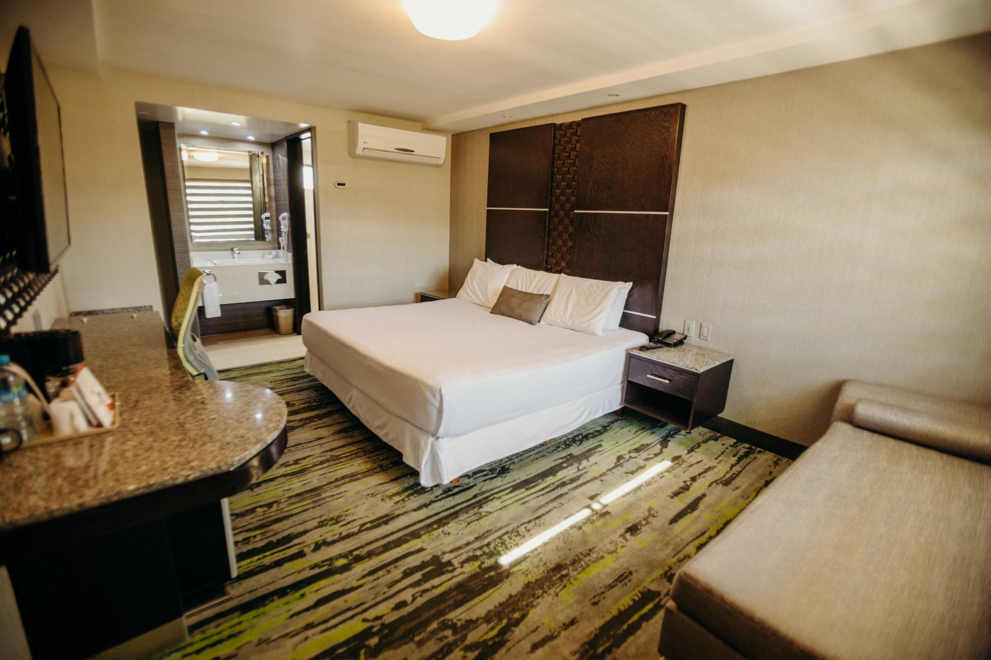 Hotel Calafia Mexicali Bagian luar foto