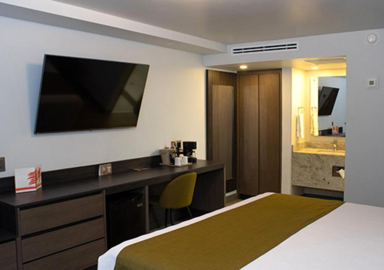 Hotel Calafia Mexicali Bagian luar foto